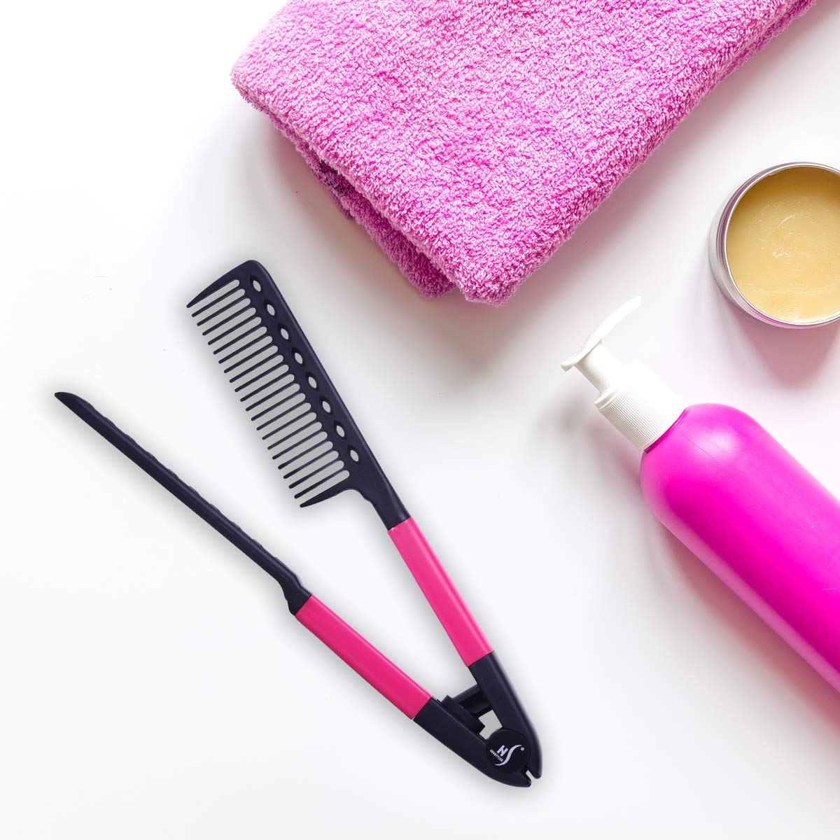 V Straightener Comb